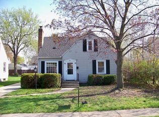 64 Manchester St SW, Wyoming, MI 49548