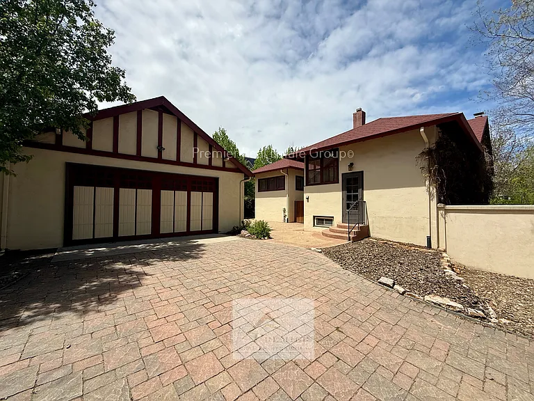429 E San Rafael St — Photo 7