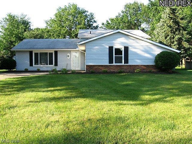 1st image of 20556 Hemlock Cir