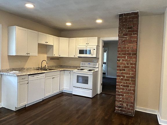 5th image of 833 E 21st Ave APT 1E