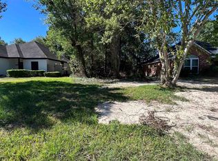 6860 Forest Trail Cir, Beaumont, TX 77713