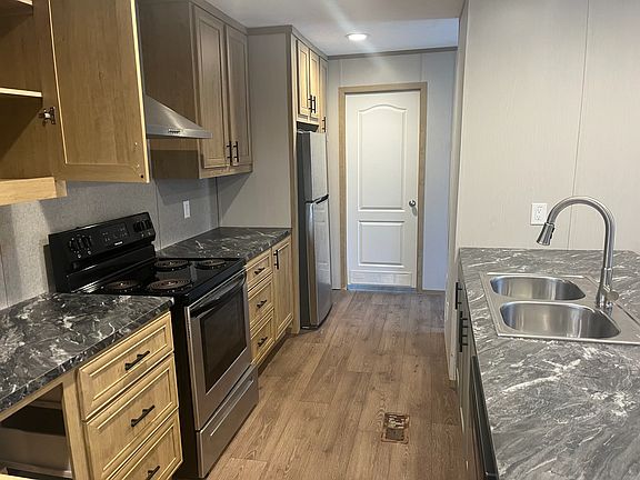 5th image of 855 Washington Post Rd #110