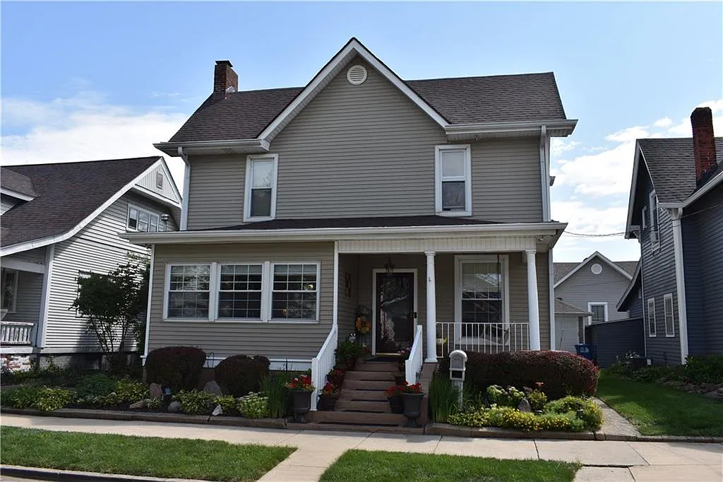 106 Saint Mary St photo 1