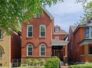 3531 Sidney St, Saint Louis, MO 63104