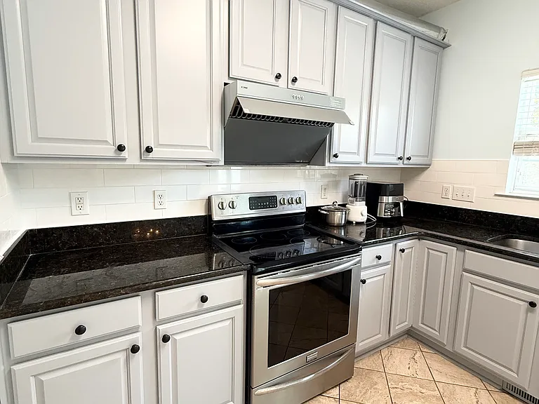 5509 Glencree Ct — Photo 13