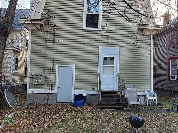 4th image of 44 Park Ave APT 3