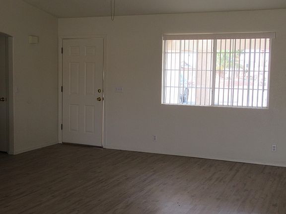 5th image of 3362 Dolphin Dr