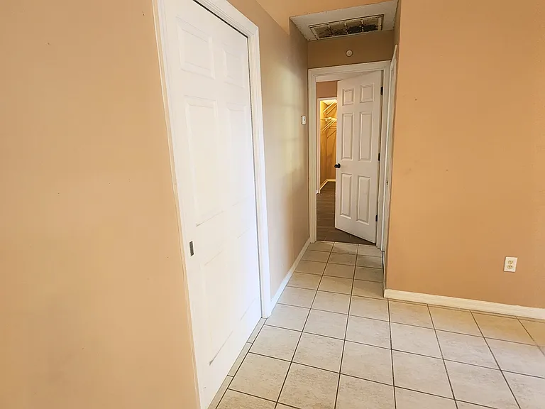 2481 India Blvd — Photo 15