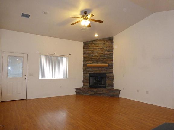 3rd image of 5611 Wildflower Dr