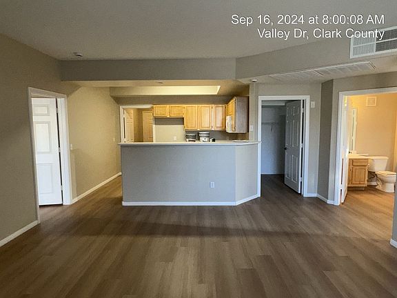 4th image of 5855 Valley Dr #12-1036