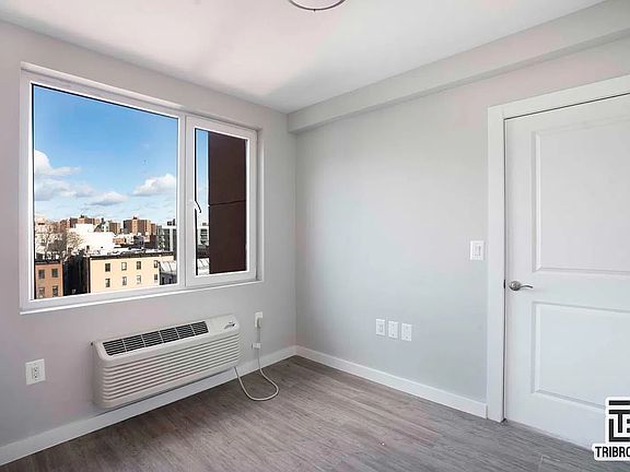 3rd image of 147 Bruckner Blvd #2D