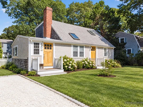 14 Nickerson Street, Teaticket, MA 02536