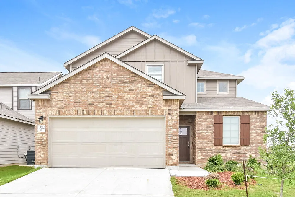 4 bed, 3.5 bath, 2863 sqft, $2,640 — Photo 1