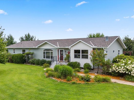 599A 90th St, Hudson, WI 54016