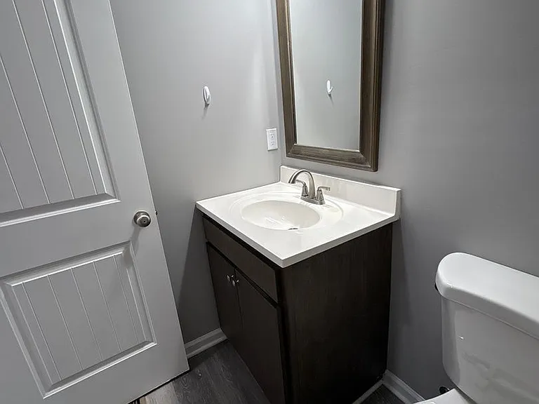 428 W Waggoner St — Photo 14