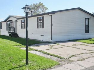 222 Farmtree Dr, Flint, MI 48506