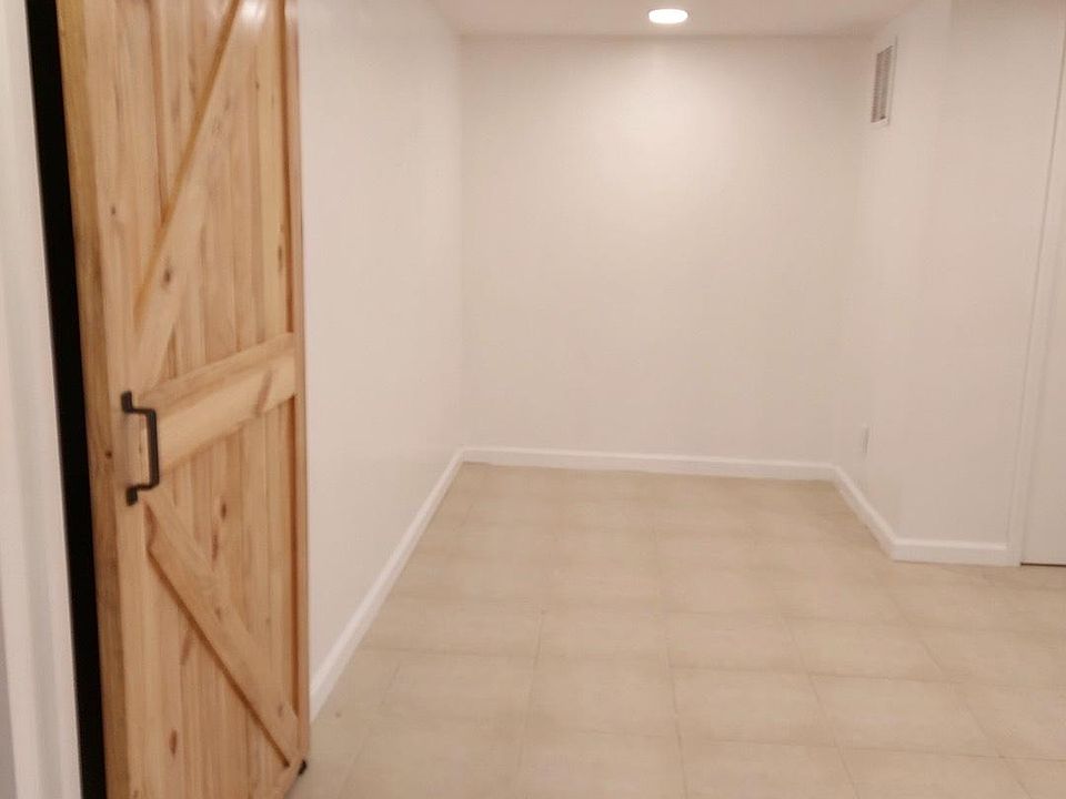1st image of 76-33 267th St