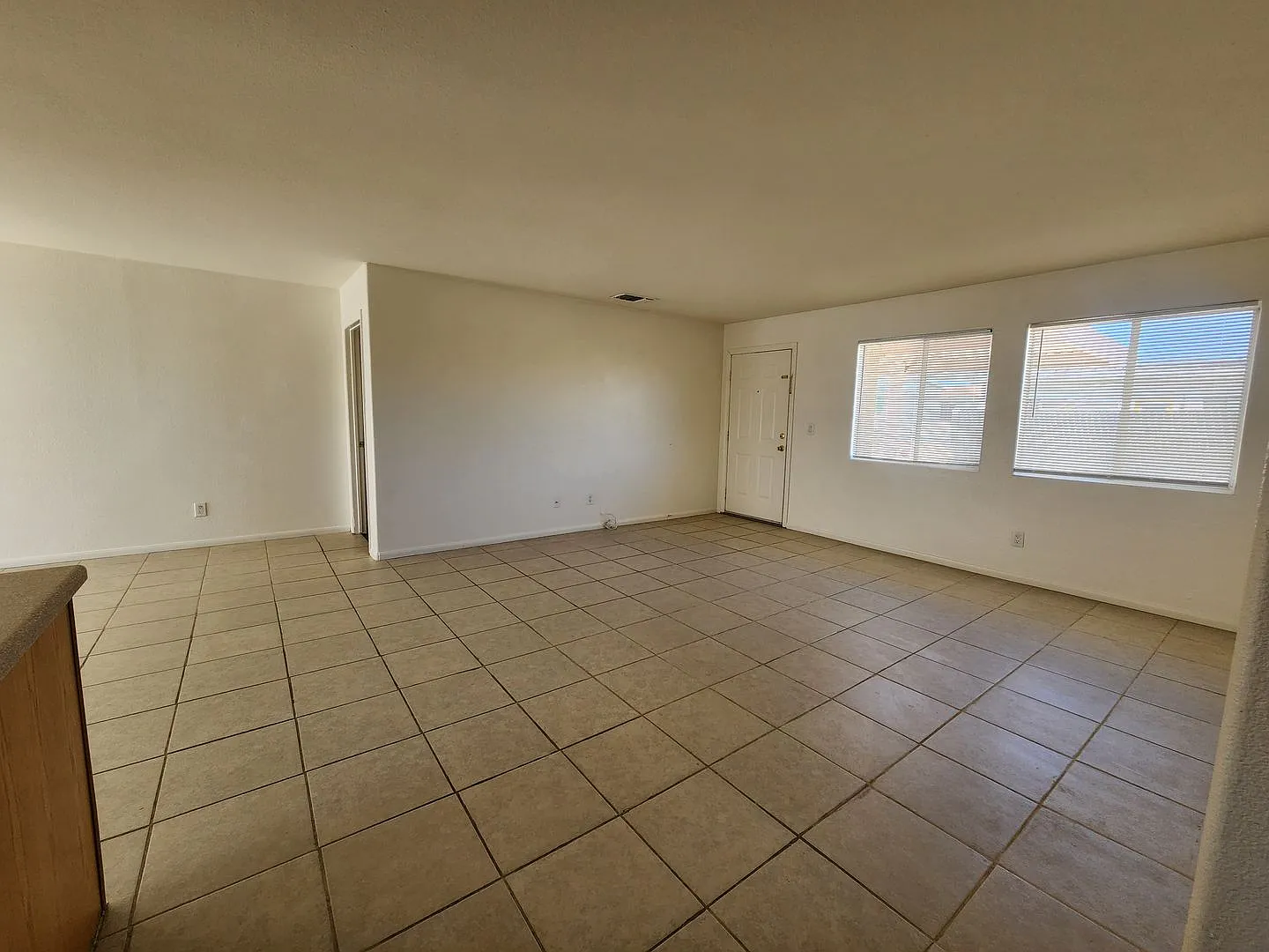 El Paseo Dr. 73484 — Photo 3