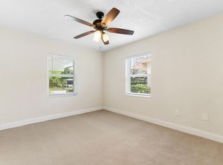 123 Silver Beach Rd, Riviera Beach, FL 33403