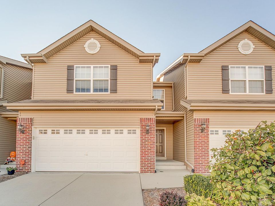 1st image of 865 Harbor Woods Dr
