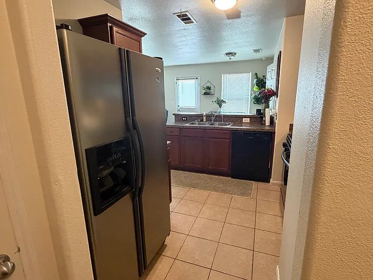 725 Lazy Crest Dr — Photo 17