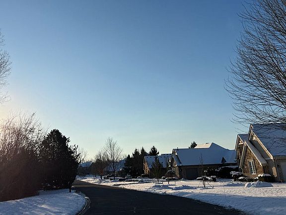 5th image of 8736 Stoney Creek Dr