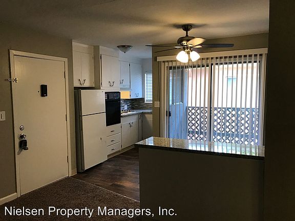 2nd image of 2717 O St APT 09