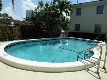 5th image of 2591 NE 55th Ct APT 104