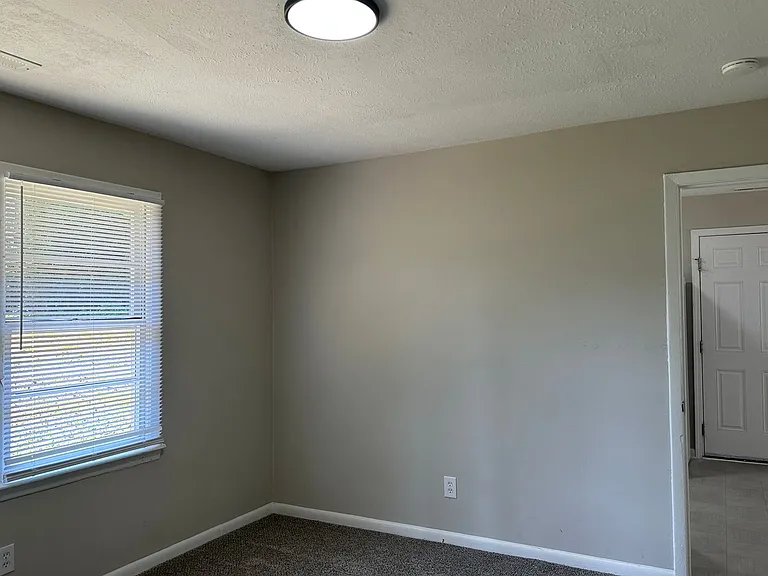 296 Decatur Dr — Photo 11