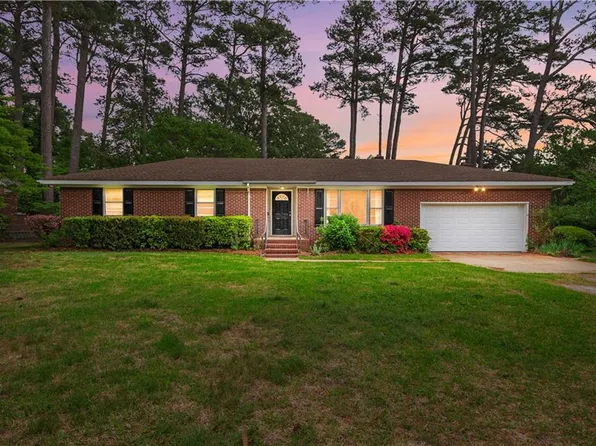 2204 Bayville Rd, Virginia Beach, VA 23455