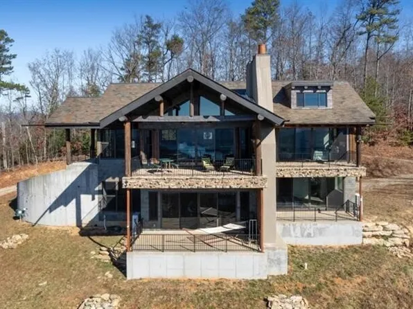 886 Sonya Rd, Clayton, GA 30525