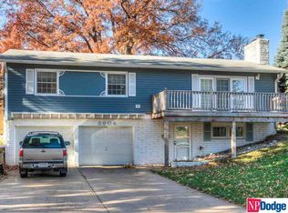 5604 Bay Meadows Rd, Omaha, NE 68127