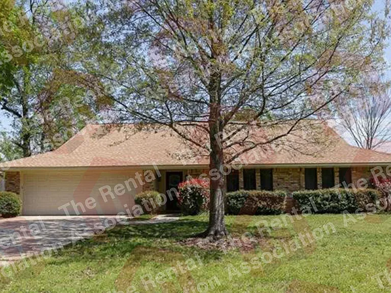 4006 Chauvin Ln — Photo 1