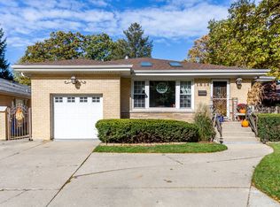 1814 Devon Ave, Park Ridge, IL 60068