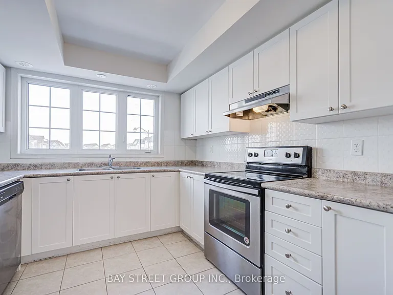 2378 Chevron Prince Path — Photo 9
