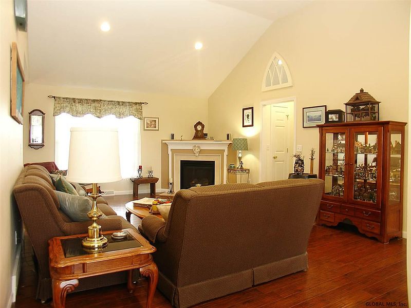 2nd image of 20 TIMOTHYS Way