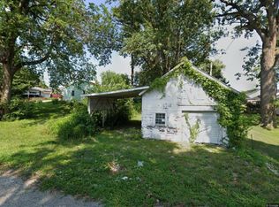 632 S 23rd St, Decatur, IL 62521