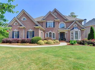 2364 Glenmore Ln, Snellville, GA 30078