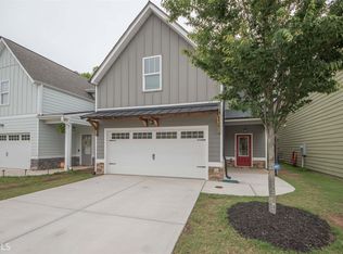 22 E Newnan Rd #A, Newnan, GA 30263