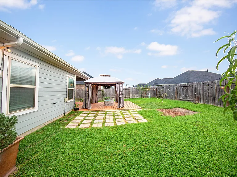 31206 Whitfield Ct — Photo 23