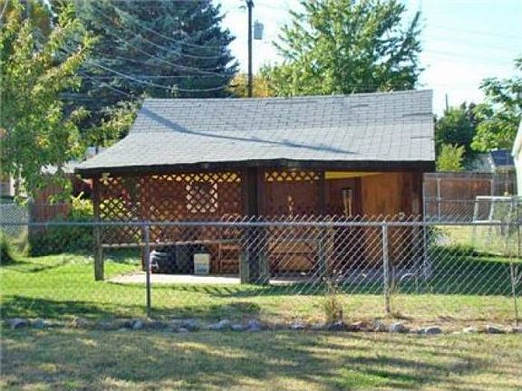 Man-cave/Shed