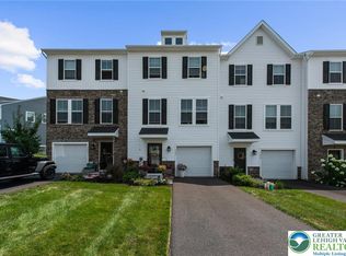 7555 Clayton Ave, Coopersburg, PA 18036