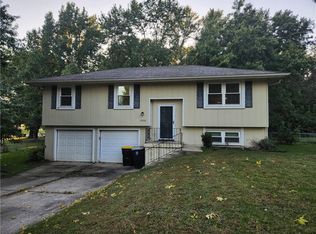 10506 N Baltimore Ave, Kansas City, MO 64155