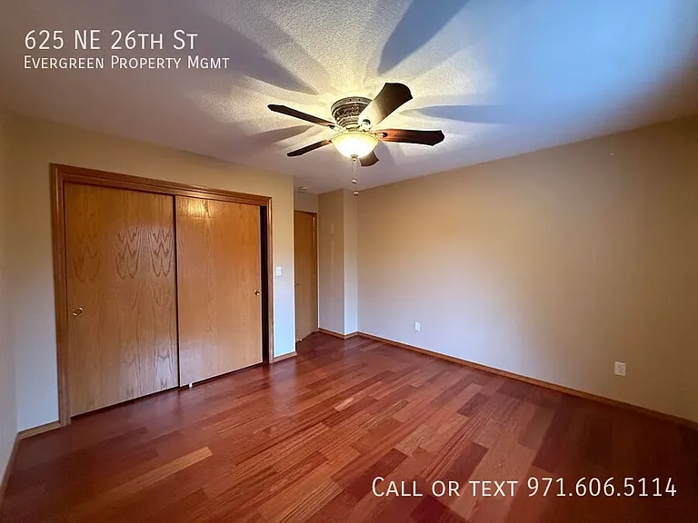 625 NE 26th St — Photo 16