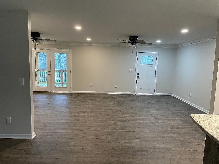 3082 Valley Creek Rd — Photo 8
