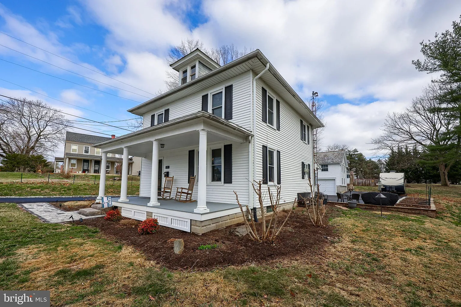 155 S Duke St photo 1