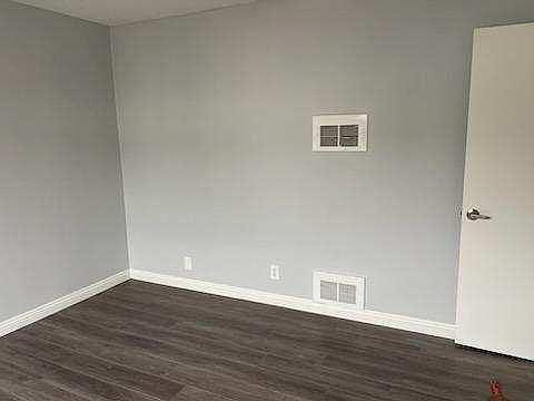 4th image of 627 Marion Pl APT 6