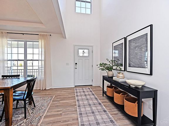 5th image of 9582 Opal Ln