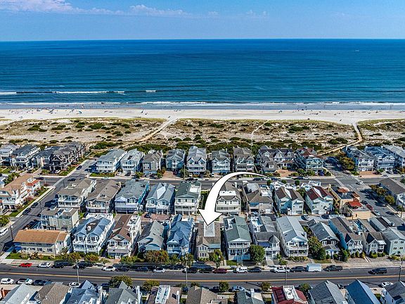 2nd image of 2525-27 Central Ave #2527