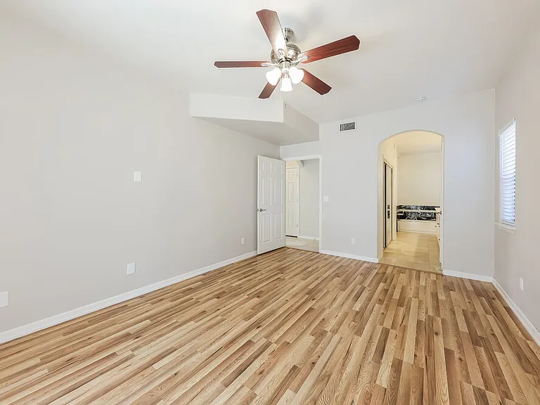 18039 N 12th Pl — Photo 12